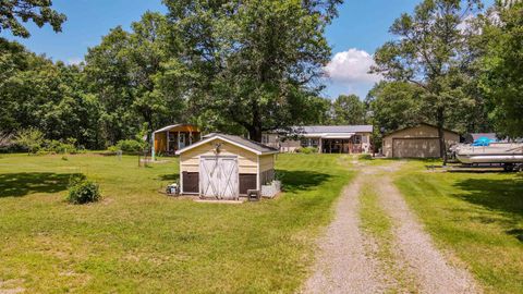 Tiny photo for 976 Blackhawk Court, Hancock, WI 54943 (MLS # 2003525)