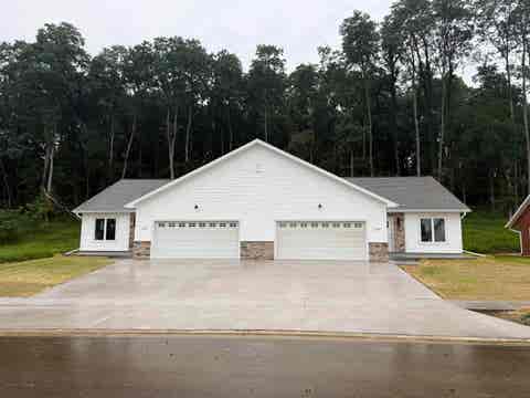 Photo of 1105 Rusalka Circle, Reedsburg, WI 53959 (MLS # 2030471)