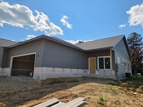 Photo of 25 Rock River Drive, Edgerton, WI 53589 (MLS # 2026129)