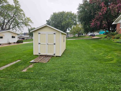 Tiny photo for 416 S Margaret Street, Markesan, WI 53946 (MLS # 2009210)