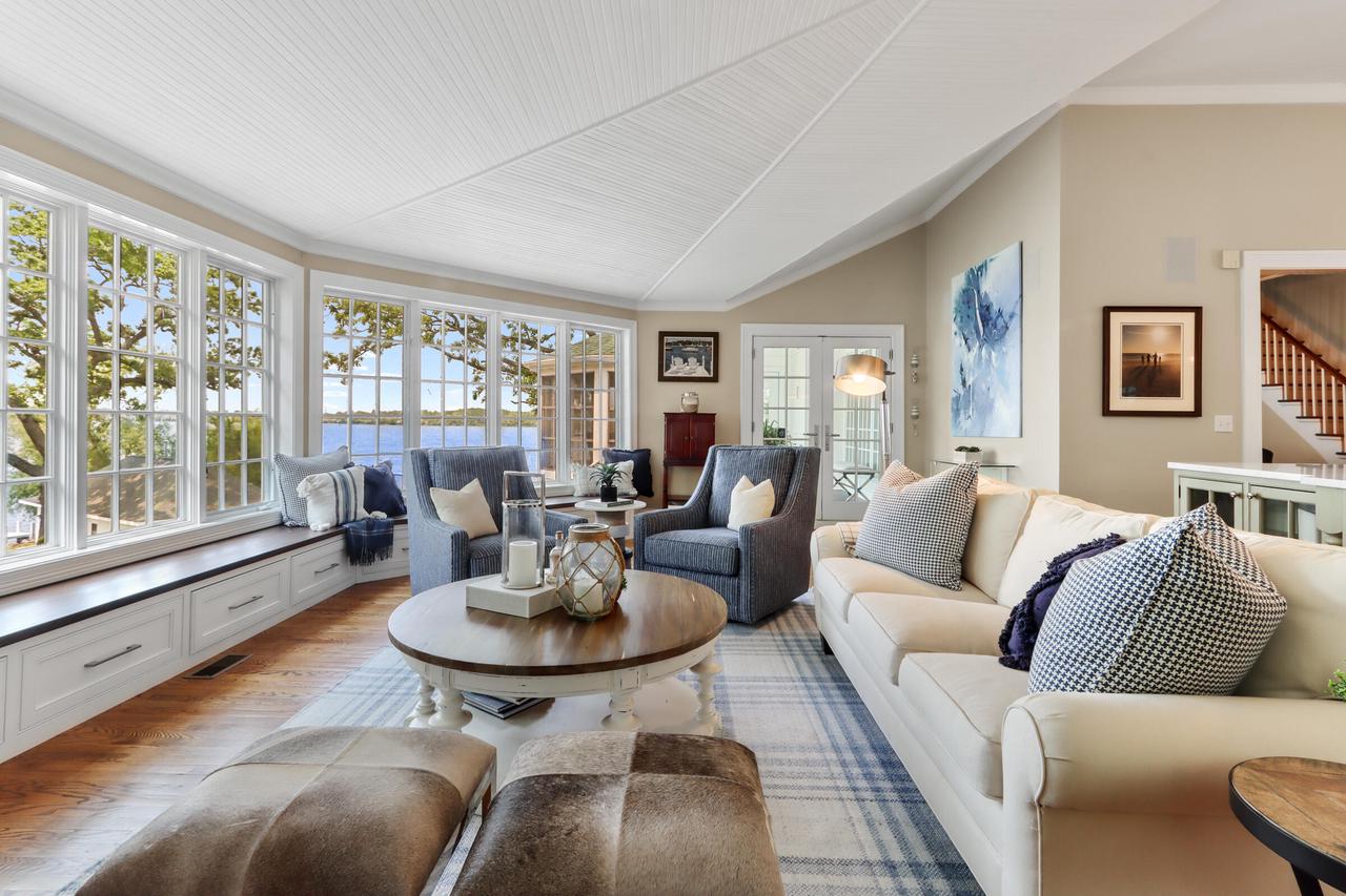 1809 South Shore Drive