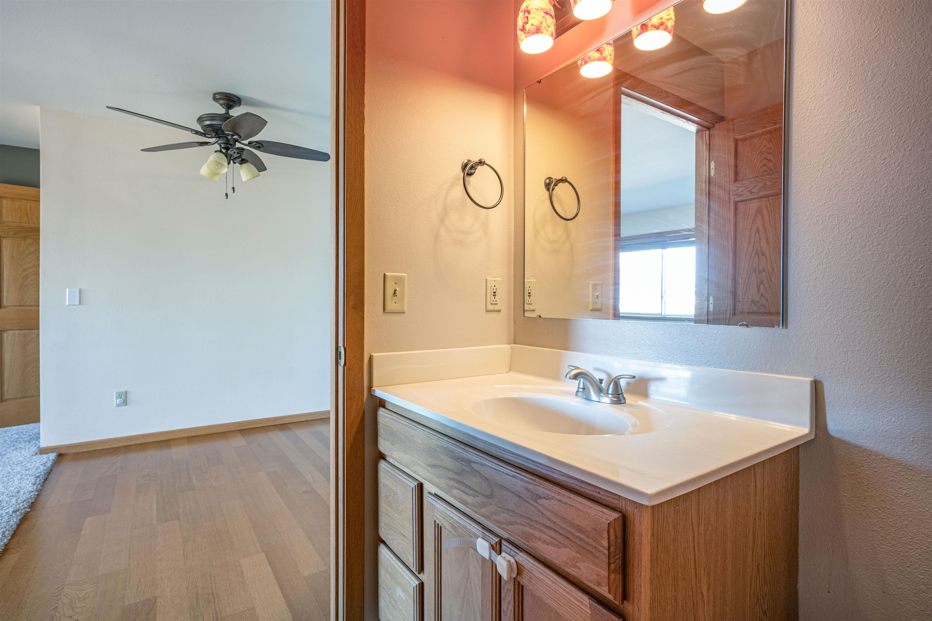 Baraboo, Wisconsin 53913, United States, 2 Bedrooms Bedrooms, ,2 BathroomsBathrooms,Residential,Active,110685