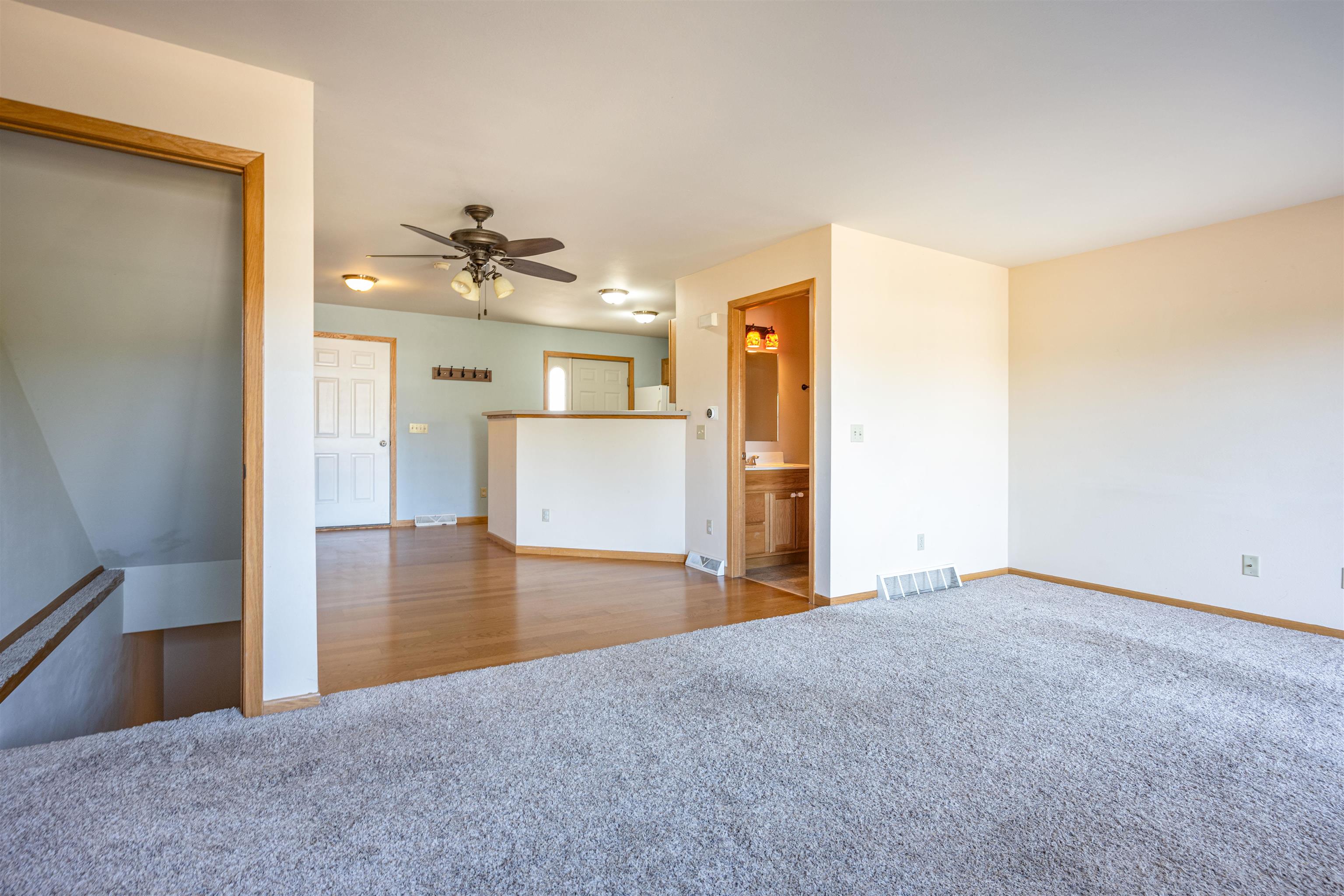 Baraboo, Wisconsin 53913, United States, 2 Bedrooms Bedrooms, ,2 BathroomsBathrooms,Residential,Active,110685