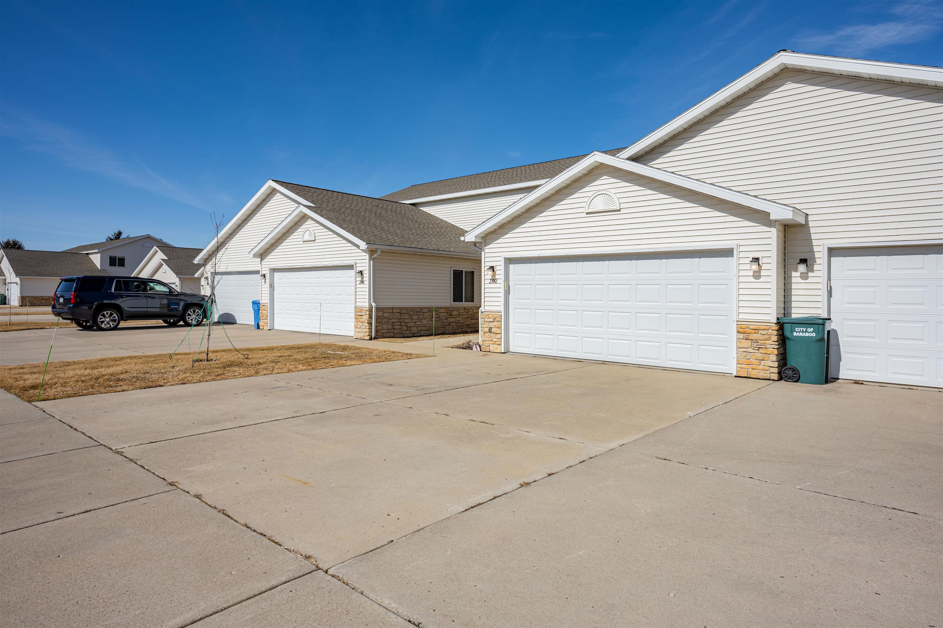 Baraboo, Wisconsin 53913, United States, 2 Bedrooms Bedrooms, ,2 BathroomsBathrooms,Residential,Active,110685