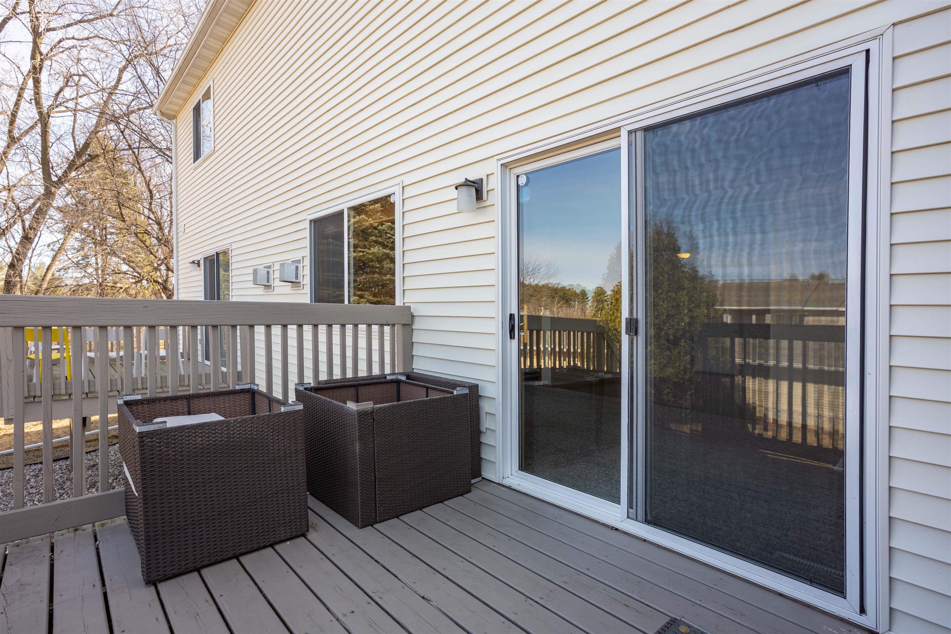 Baraboo, Wisconsin 53913, United States, 2 Bedrooms Bedrooms, ,2 BathroomsBathrooms,Residential,Active,110685