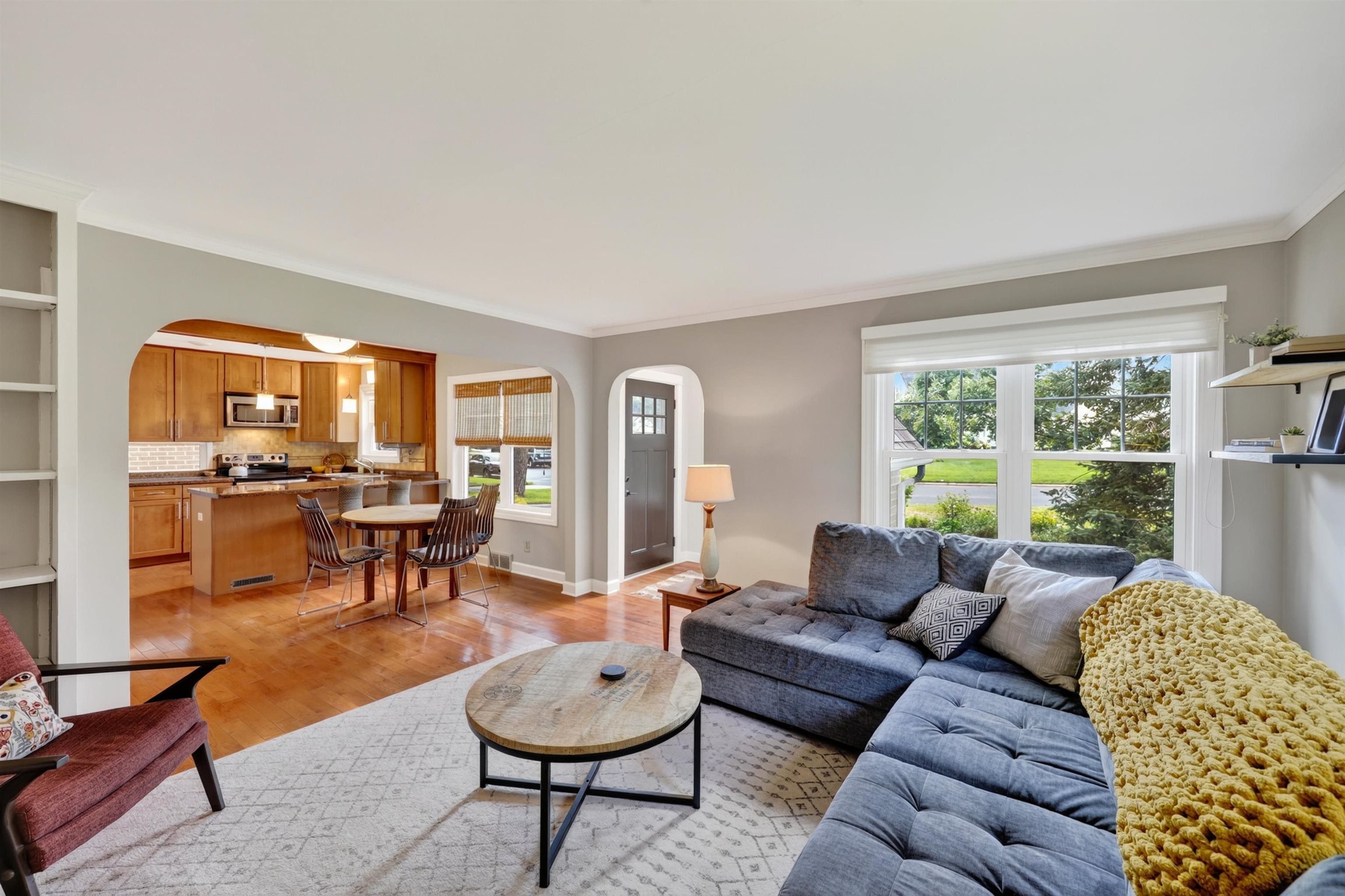 186 Hillcrest Circle