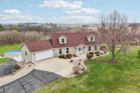 Photo of N7978 County Road CC, Belleville, WI 53508 (MLS # 2020758)