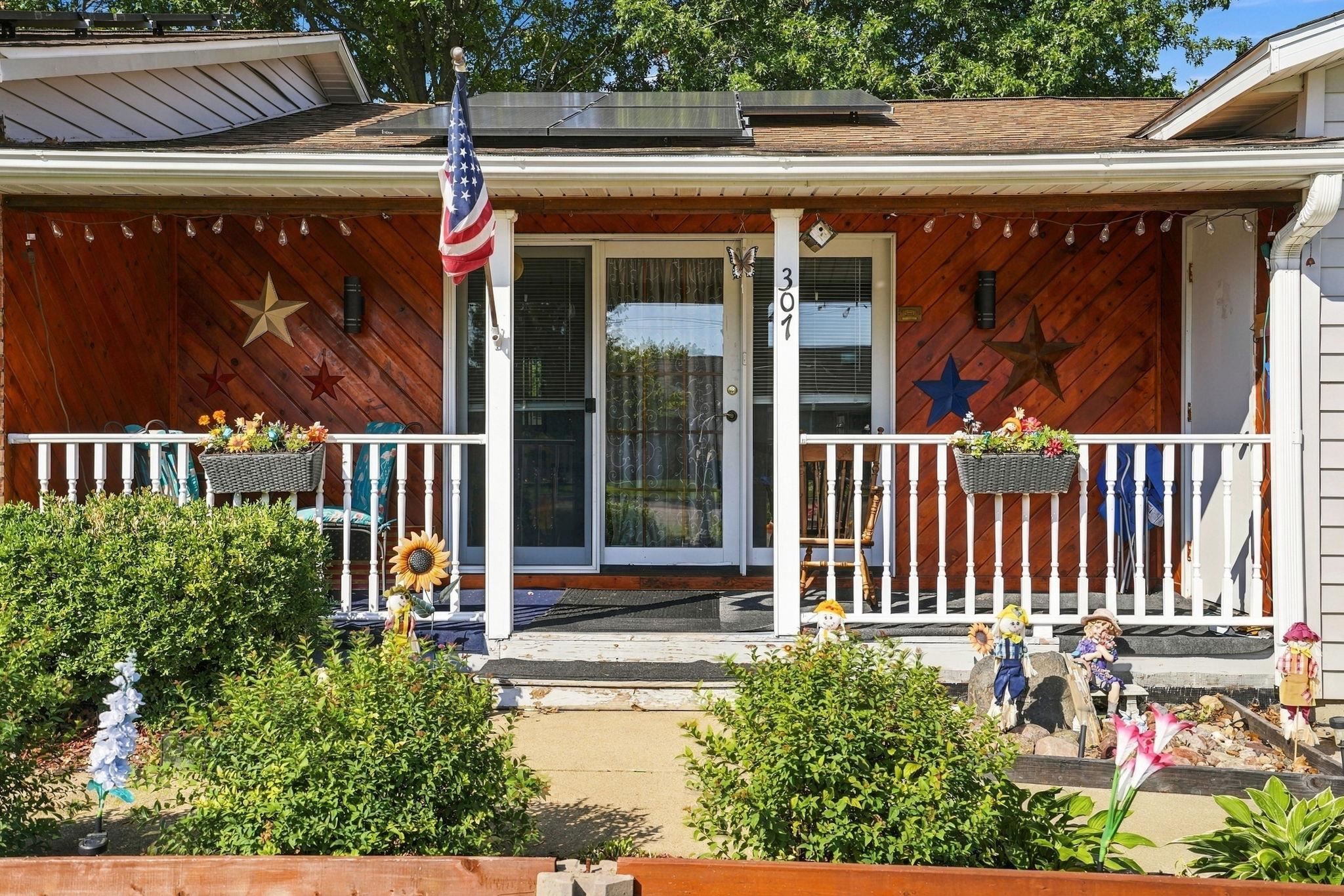 307 Locust Street