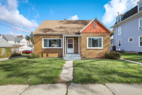 Photo of 605 Dewitt Street, Portage, WI 53901 (MLS # 2011734)