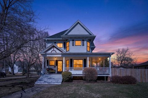 Photo of 410 Washington Street, Edgerton, WI 53534 (MLS # 2019178)