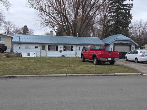 Photo of 245 W Plymouth Street, Jefferson, WI 53549 (MLS # 2018438)