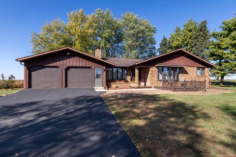 Photo of 11991 Golf Course Road, Darlington, WI 53530 (MLS # 2010495)