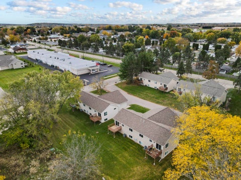 Photo of 924 Waters Edge Court, Marshall, WI 53559 (MLS # 2027629)