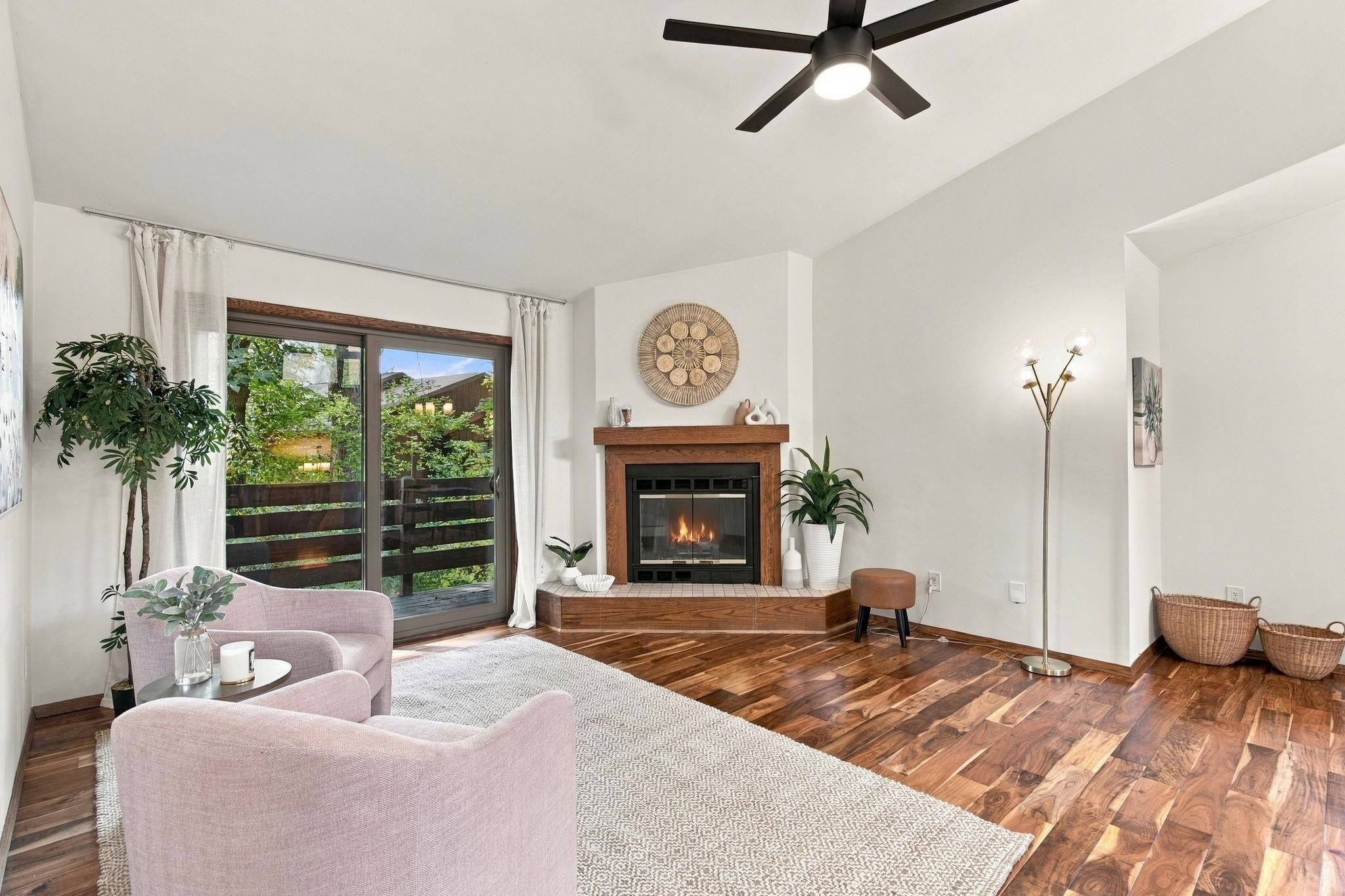 7 Hickory Hollow Drive