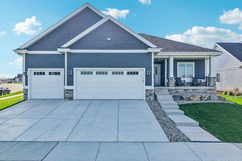 Photo of 1115 Prairie View Drive, Waunakee, WI 53597 (MLS # 2021259)
