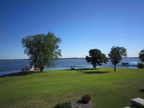 Tiny photo for 178 E Front Street 14 #14, Marquette, WI 53947 (MLS # 2013342)