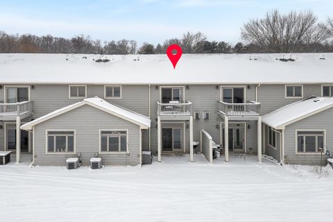 Tiny photo for 178 E Front Street 14 #14, Marquette, WI 53947 (MLS # 2013342)