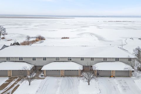 Tiny photo for 178 E Front Street 14 #14, Marquette, WI 53947 (MLS # 2013342)