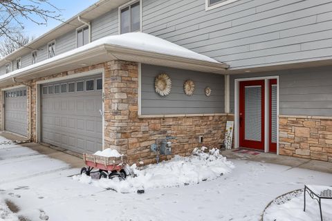 Tiny photo for 178 E Front Street 14 #14, Marquette, WI 53947 (MLS # 2013342)