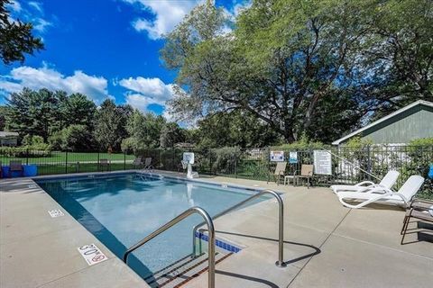 Tiny photo for 178 E Front Street 14 #14, Marquette, WI 53947 (MLS # 2013342)