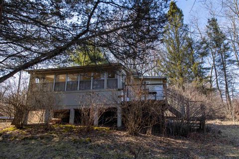 Photo of 198 S Fern Lane, Oxford, WI 53952 (MLS # 2018427)