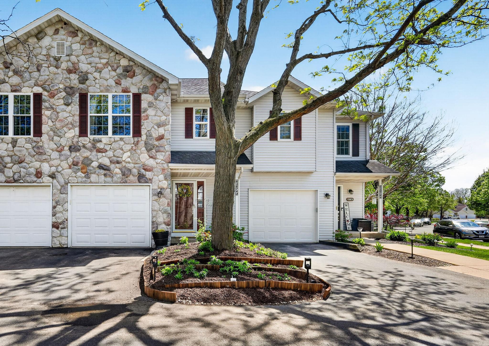 6167 Dell Drive 3