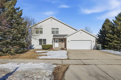 Photo of 602 Tower Drive, Sun Prairie, WI 53590 (MLS # 2016445)
