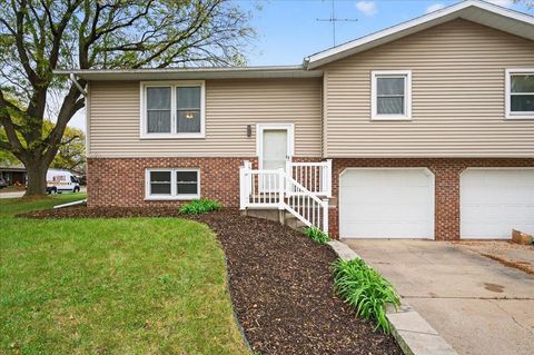 Photo of 104 Ash Street, Sauk City, WI 53583 (MLS # 2011042)