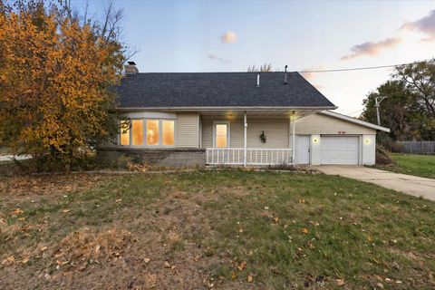 Photo of 2320 King Street, Janesville, WI 53546 (MLS # 2012343)