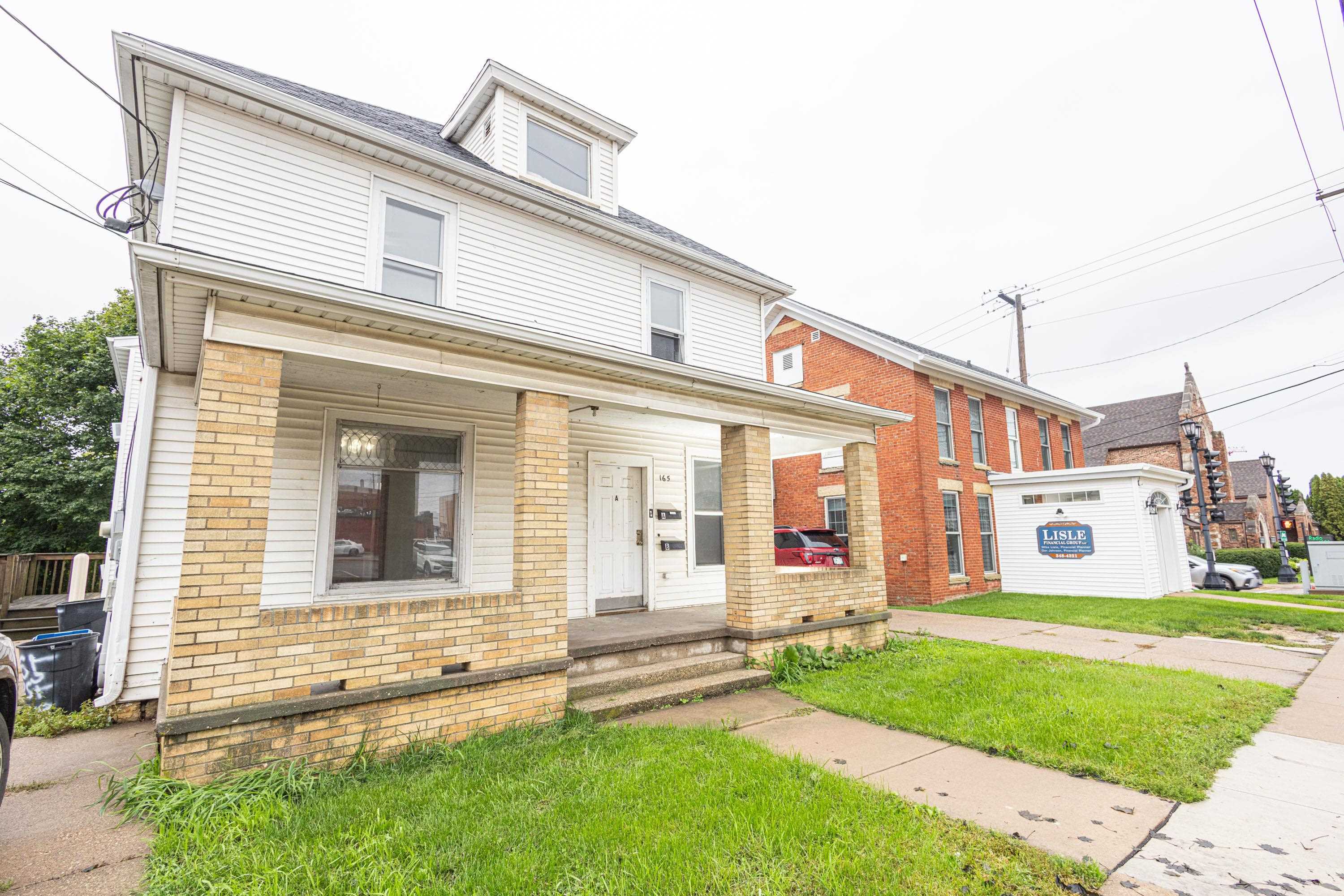 165 W Pine Street