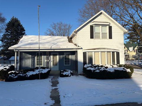 Photo of 125 Monroe Street, Fort Atkinson, WI 53538 (MLS # 2016046)