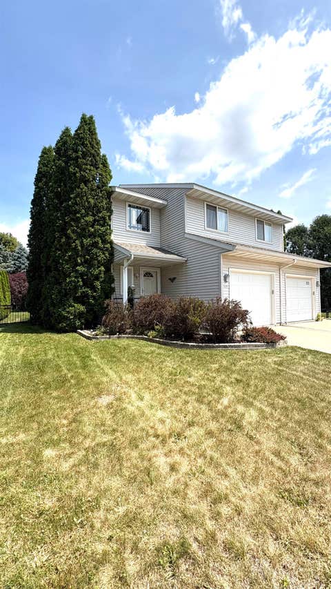 Photo of 529 Kings Lynn Road, Stoughton, WI 53589 (MLS # 2028282)