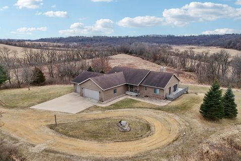 Photo of 180 County Road F, Blanchardville, WI 53516 (MLS # 2019183)