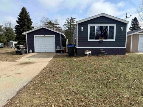 Photo of N2639 County Road Z Road, Dousman, WI 53118 (MLS # 2017009)