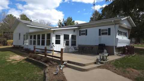 Photo of 2284 Pine Drive, Friendship, WI 53934 (MLS # 2020774)