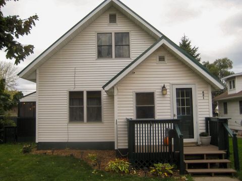 Photo of 621 N Beaumont Road, Prairie Du Chien, WI 53821 (MLS # 2011257)