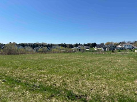 Photo of Lot 17 Welcome Drive, Middleton, WI 53562 (MLS # 2021839)