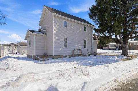 Tiny photo for 407 W Cherry Street, Fox Lake, WI 53933 (MLS # 2018875)