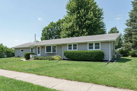 Photo of 101 N Clear Lake Avenue, Milton, WI 53563 (MLS # 2027473)