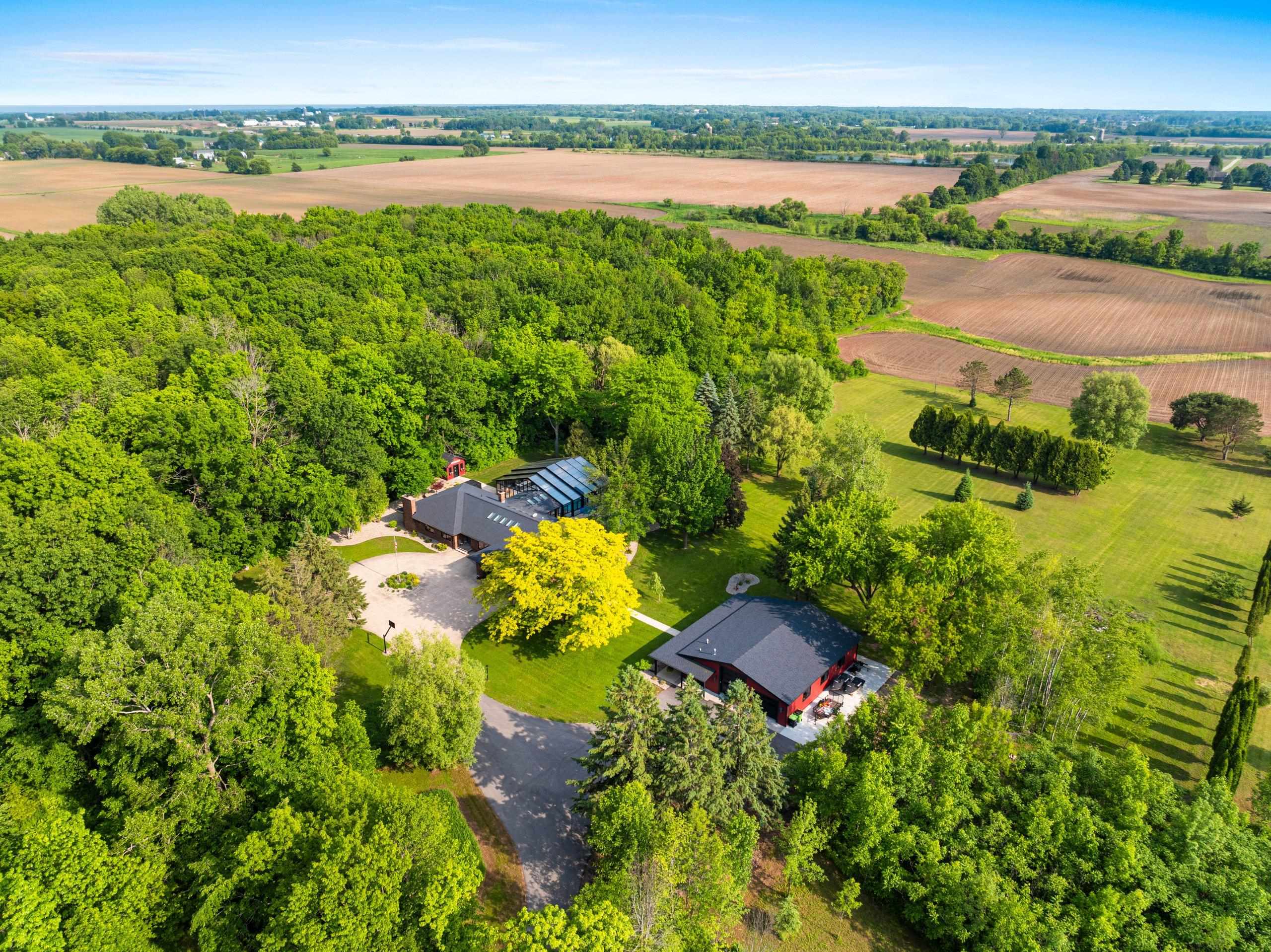 3525 Hickory Hill Road