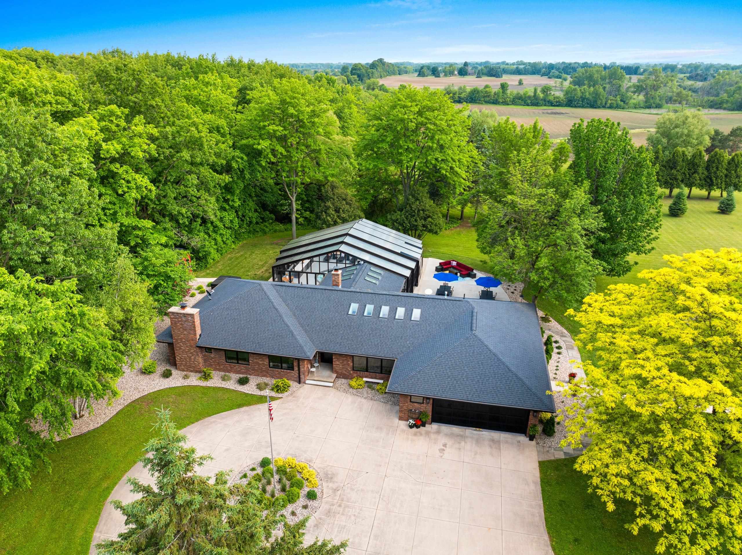 3525 Hickory Hill Road
