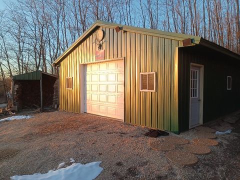 Tiny photo for W7483 Gale Drive, Endeavor, WI 53930 (MLS # 1995831)