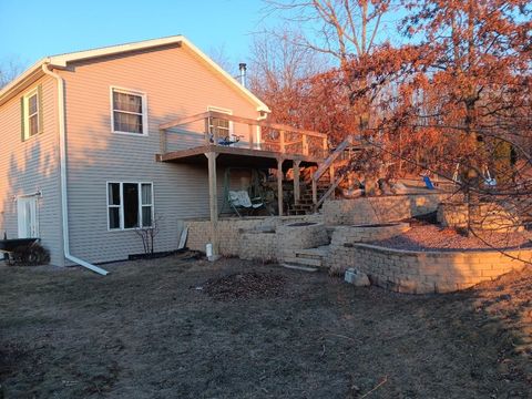 Tiny photo for W7483 Gale Drive, Endeavor, WI 53930 (MLS # 1995831)