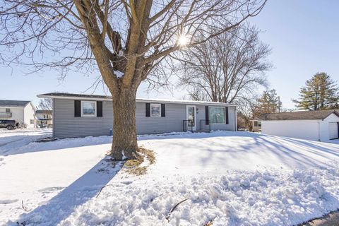 Photo of 355 May Street, Platteville, WI 53818 (MLS # 2018687)