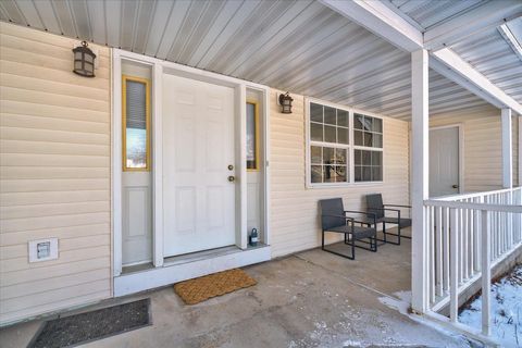 Photo of 5215 Manitowoc Parkway, Madison, WI 53705 (MLS # 2014508)