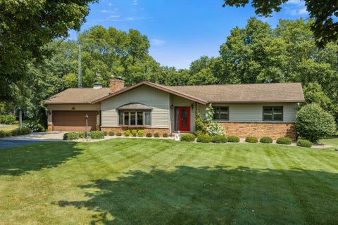 Photo of S2970 Golf Course Road, Reedsburg, WI 53959 (MLS # 2029300)