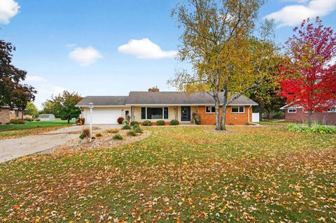 Tiny photo for 4784 S HIGHWAY 45, Oshkosh, WI 54902 (MLS # 2011362)