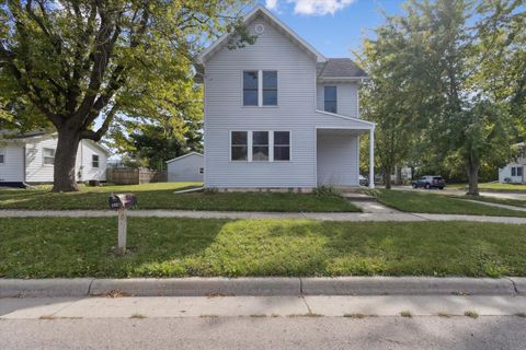 Photo of 1521 Ravine Street, Janesville, WI 53548 (MLS # 2009716)