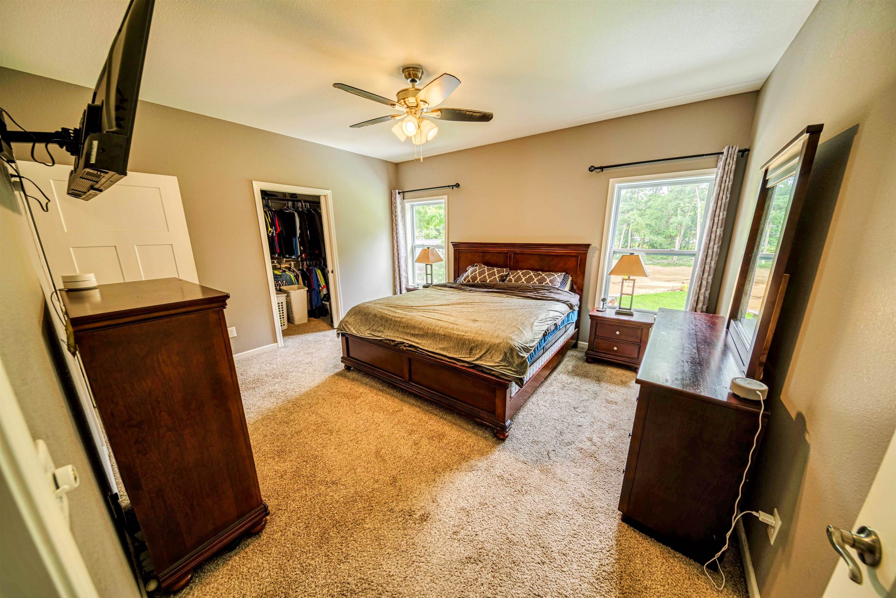 Wisconsin Dells, Wisconsin 53965, United States, 5 Bedrooms Bedrooms, ,3 BathroomsBathrooms,Residential,Active,177619