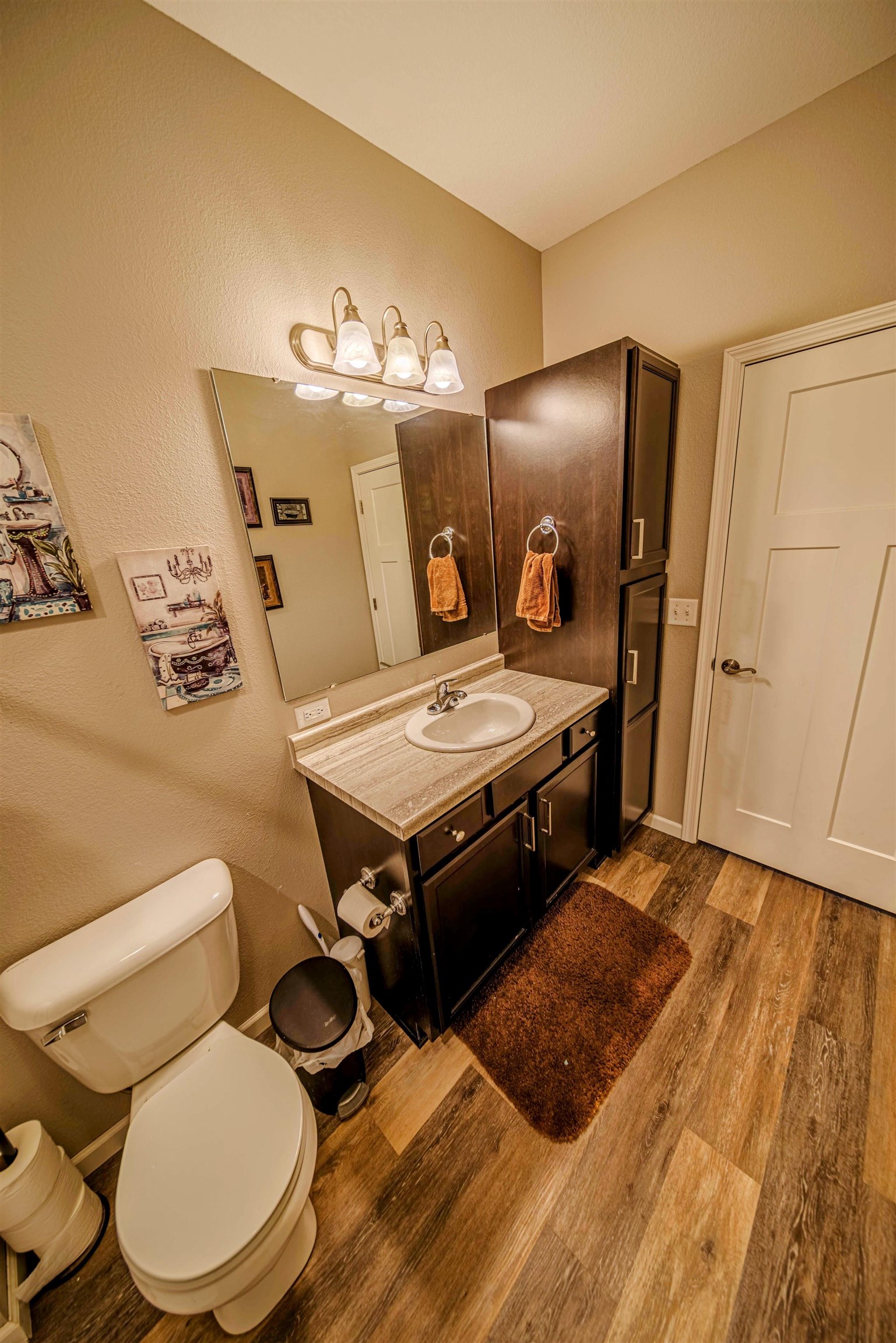 Wisconsin Dells, Wisconsin 53965, United States, 5 Bedrooms Bedrooms, ,3 BathroomsBathrooms,Residential,Active,177619